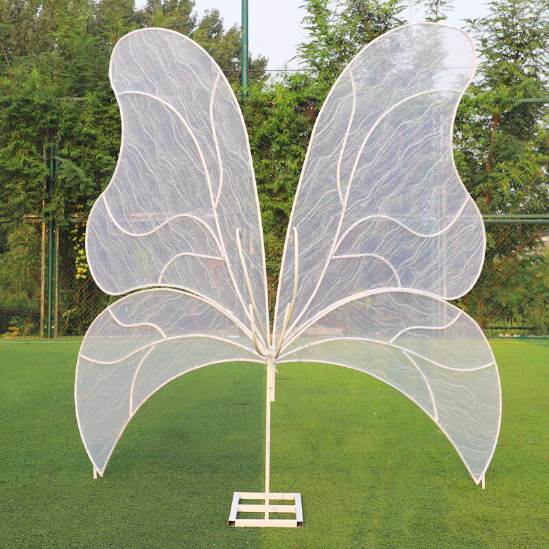新款婚庆道具蝴蝶背景屏风婚礼舞台布置大型铁艺精灵翅膀路引摆件