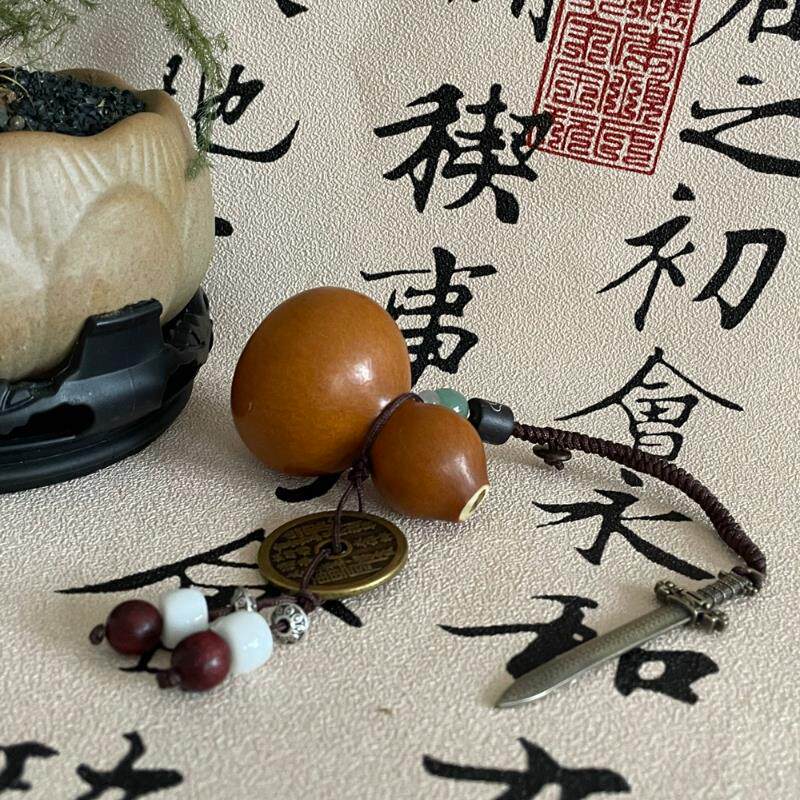 道系剑来养剑葫芦 开口手把件 葫芦天然精品文玩手捻 配饰为纯铜