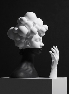 现代轻奢软装饰品售楼处样板间神秘女人物造M型酒店艺术品雕塑摆