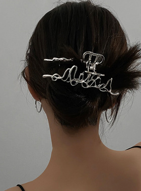 极速Personality geonmetric design liquid shape claw-style ha