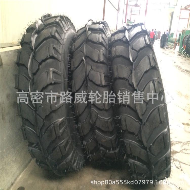 18.00-24 压路机轮胎 人字花纹 工程机械轮胎 1800-24