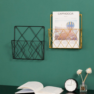 现代简约铁艺墙上书报刊置物架 家居卧室书房墙面书记收纳架