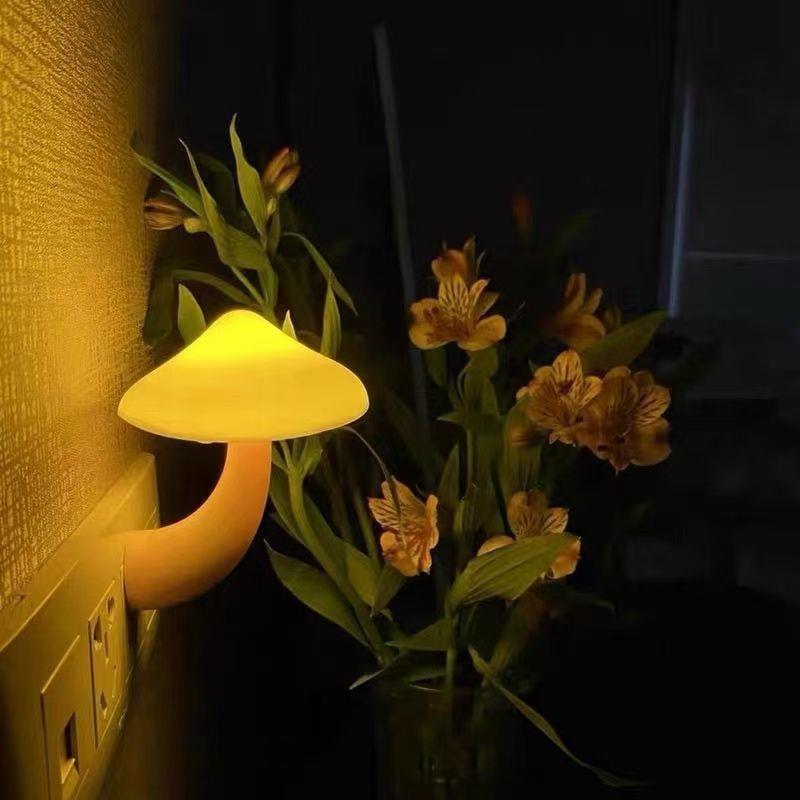夜间感应蘑菇ins小夜灯led插电款卧室床头光控感应设计灯创意礼品