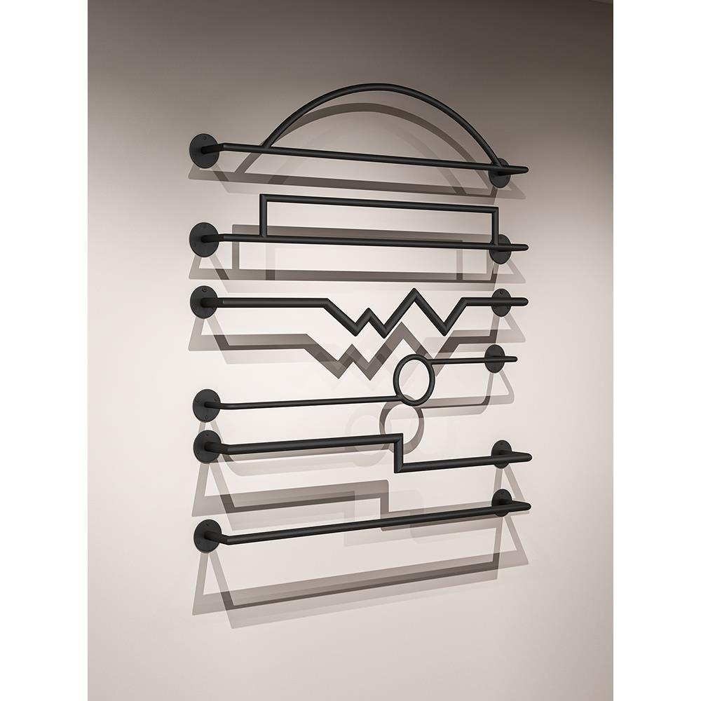 壁挂式衣架服装店特别简单的黑色壁挂式横杆架组合女装店服装展示