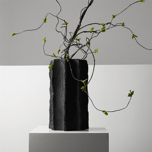 轻奢家居客厅餐桌面创意花瓶y售楼处软装饰品样板房花艺插花器