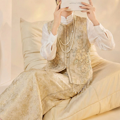 春季新中式国风钉珠流苏轻奢套装