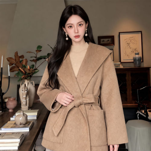 秋冬新中式连帽收腰小个子大衣女