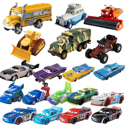 pixar Cars 3 toys Lightning McQueen Matt Jackson Storm Ramir