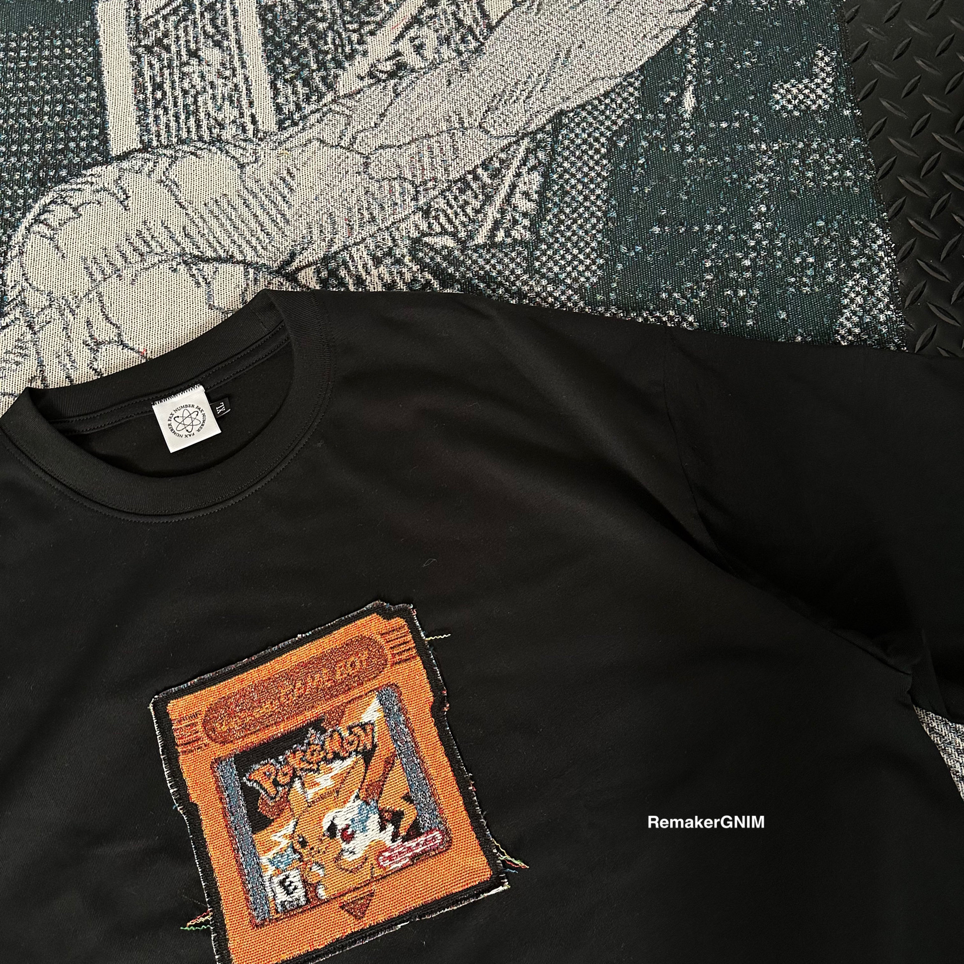 FAX NO. remake 宝可梦 皮卡丘Gameboy卡带 短袖 手工制作 不退换