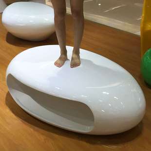 椭圆形简约客厅茶几现代电视柜白小户型烤漆异形创意2022新款 桌子