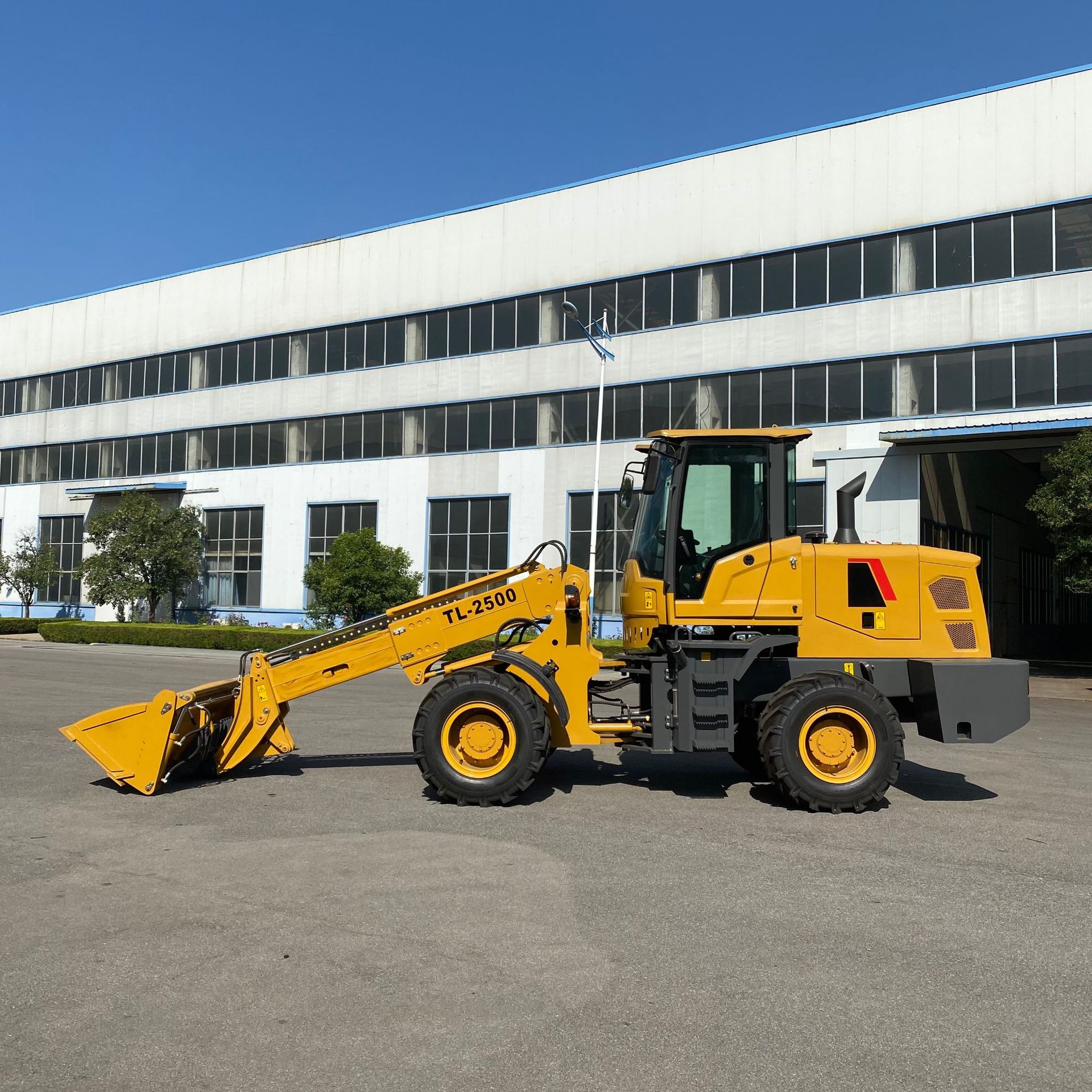 厂家直销RG2055伸缩臂装载机可更换不同附具一机多用加长伸缩臂