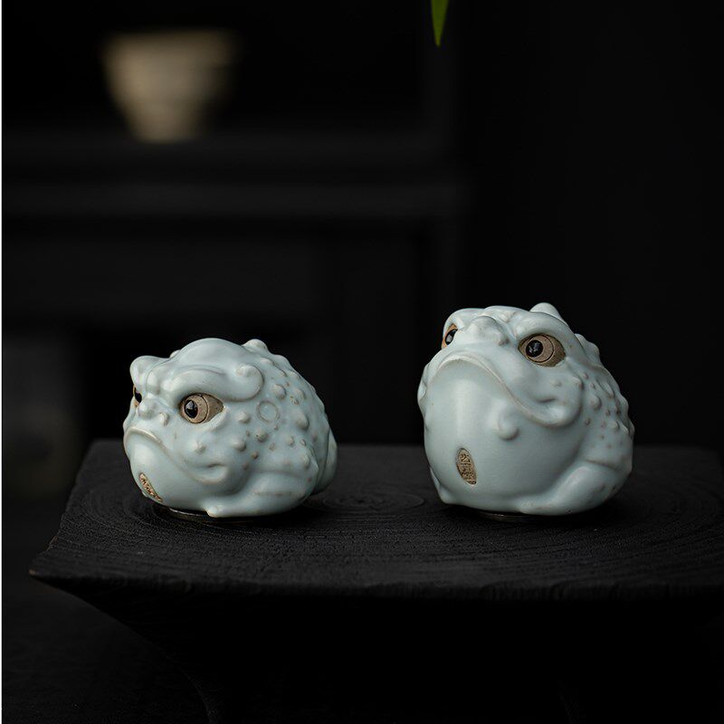 宇轩创意汝窑转动茶宠金蟾财源滚滚茶玩精品黄汝可养招财茶桌摆件