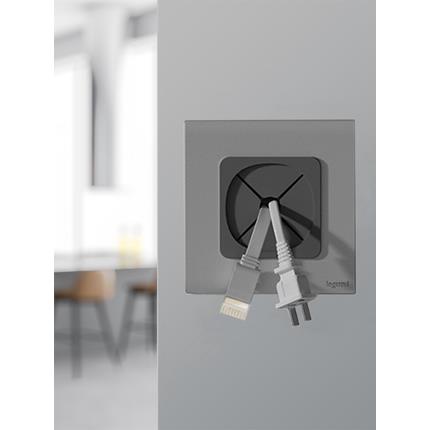 罗格朗多媒体出线孔面板空白遮挡穿线孔盖板开关装饰插座堵洞86型