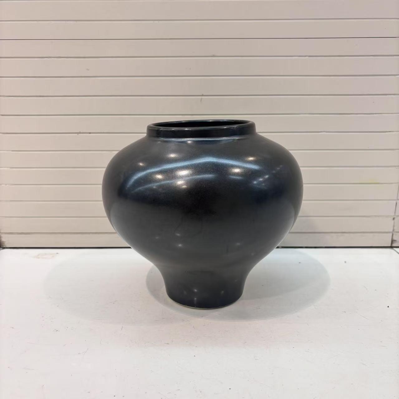 黑色形陶花瓶现简约客厅插花摆件FM123样圆板间民宿玄代关装饰瓷