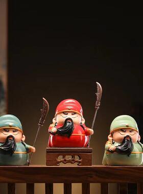 国潮Q版陶瓷武财神关公摆件二爷车载玄关电视柜桌面办公室装饰品