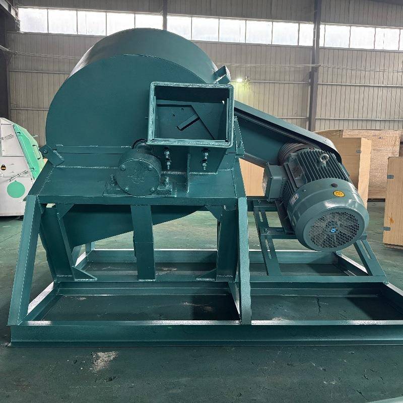 园林移动式树枝粉碎机建筑模版粉碎机木头木块粉碎机锯末打粉机