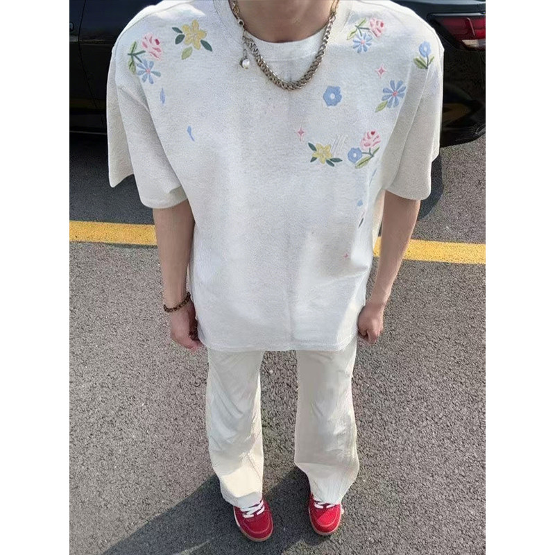 美式复古花卉字母刺绣短袖T恤男图片