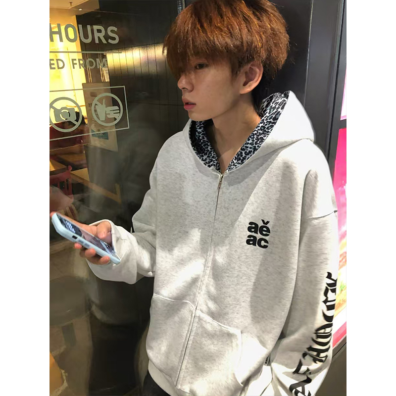 美式豹纹拼接连帽拉链卫衣外套男