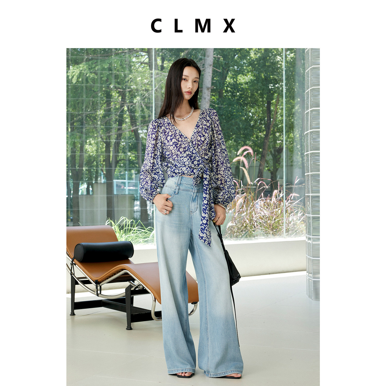 CLMX复古印花V领短款女衬衫