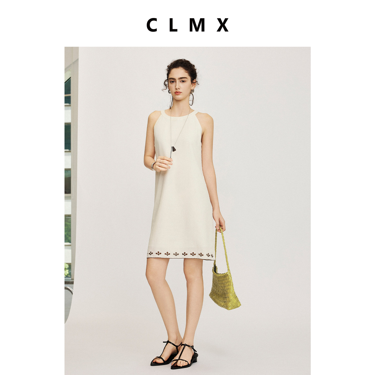 CLMX通勤休闲裙子肌理莱赛尔面料刺绣连衣裙女夏季无袖挂脖短裙子