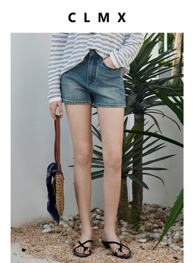 CLMX水洗斜纹棉牛仔面料 复古侧缝插片小开衩合体牛仔短裤