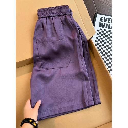 老钱风缎面肌理感冰丝短裤男夏季