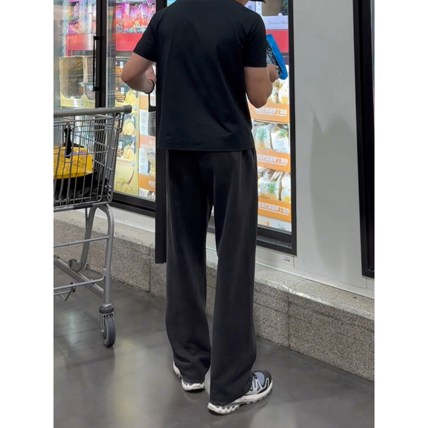 水洗黑色美式运动卫裤男款秋季青少年酷帅裤子休闲弯刀直筒阔腿裤