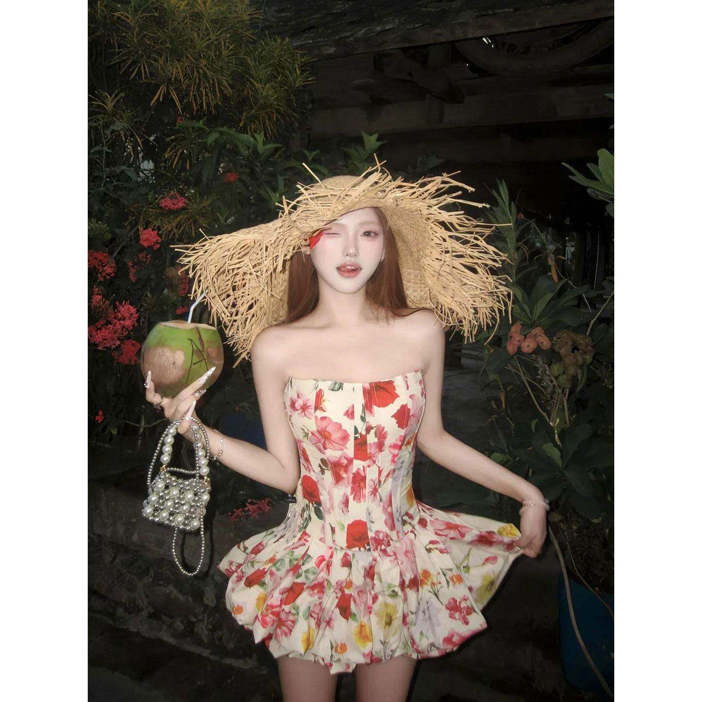 小个子穿搭一整套夏季辣妹纯欲碎花抹胸上衣蓬蓬半身裙两件套装女