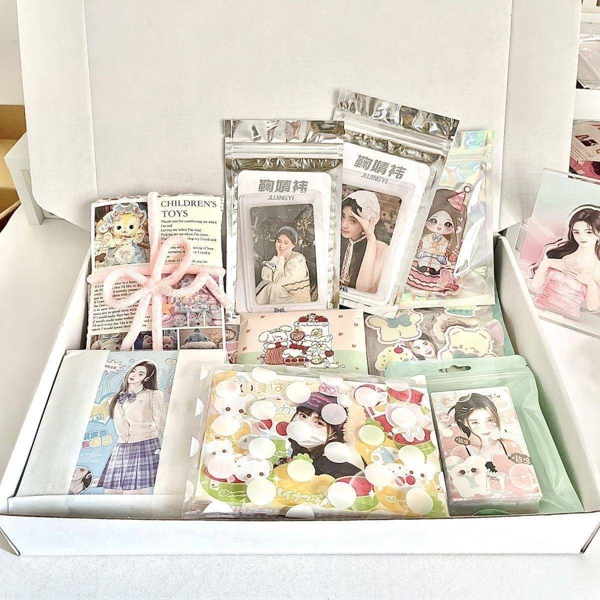 新(24小时现货)鞠婧祎贵妇包装随心配精美DIYset小卡方卡书签明信