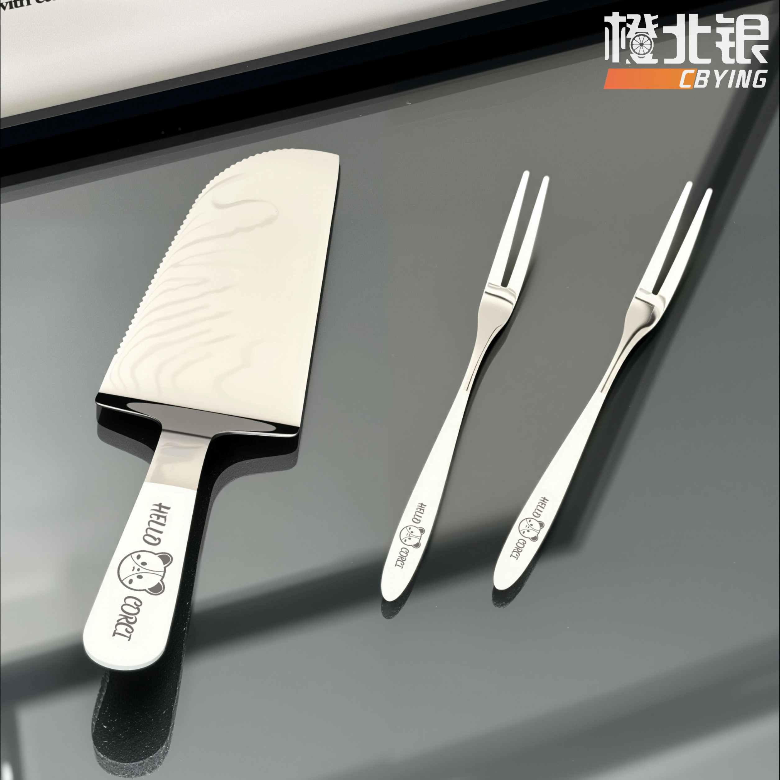 分享一支实用滴漂亮蛋糕刀！！