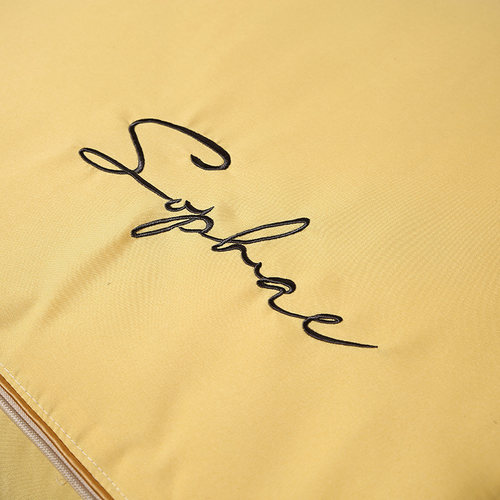 抱枕被子两用办公室靠垫车内睡觉被子沙发高V档抱枕被二合一