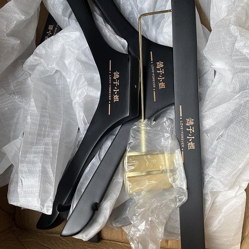 实木衣架男女装服装店家用酒店黑色高级防滑无痕衣帽间婚纱店