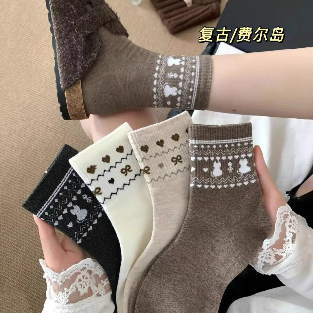 秋冬新款复古民族风费尔岛袜子女士中筒袜风百搭堆堆袜潮流袜MM