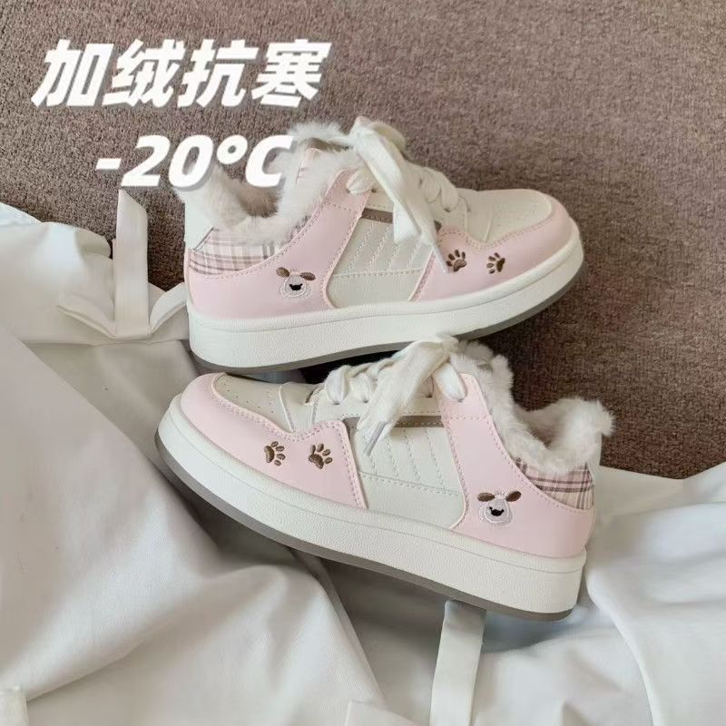 2025冬季新款卡通小熊板鞋