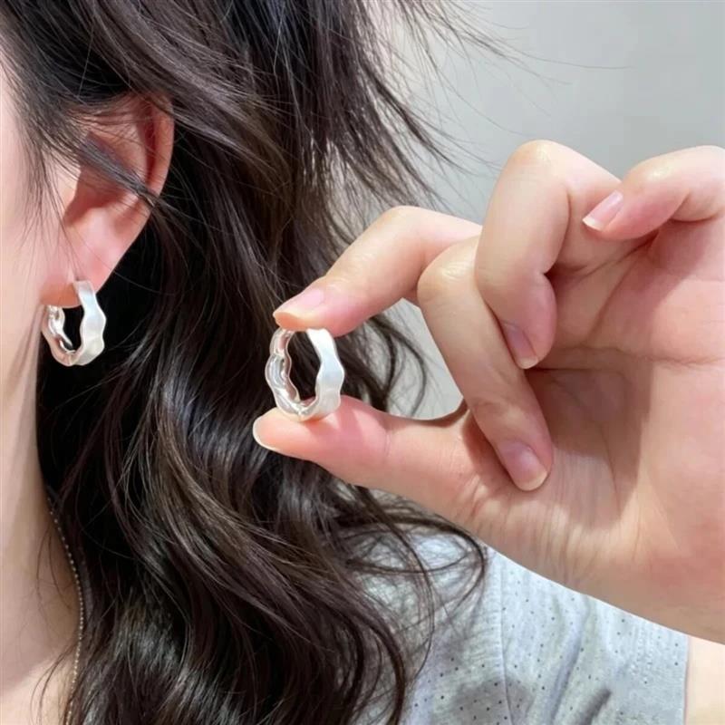 AURA SEEKER轻奢服饰2合金耳饰 复古简约磨砂拉丝耳环耳圈气质