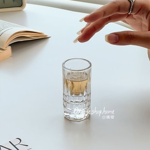 透明玻璃迷你小酒杯家用高颜值中古白酒杯烈酒杯简约小众一口杯子