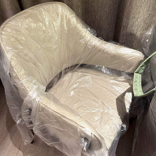 一次性旅行用品酒店沙发椅子隔脏膜神器坐垫高铁便携防水火车垫用