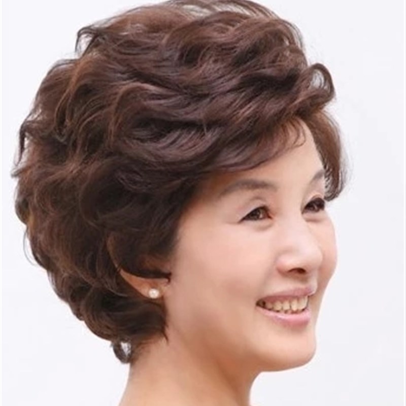全头套假发女短发妈妈自然逼真假发套中老年时尚中年女士短卷发套