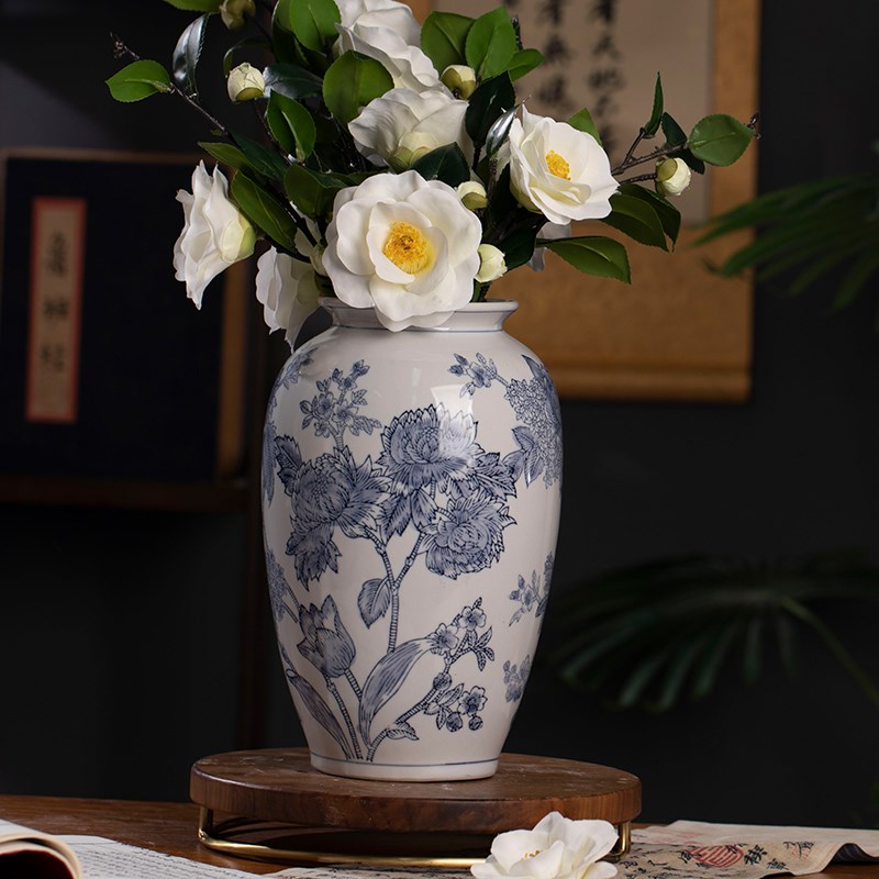 萝卜陶瓷花瓶高级感创意水培鲜花轻奢花器客厅摆件现代中式青花瓷