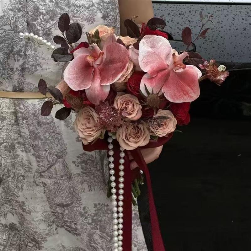 红色接亲花束新娘结婚手捧花领证仿真花红玫瑰闺蜜订婚礼物混搭
