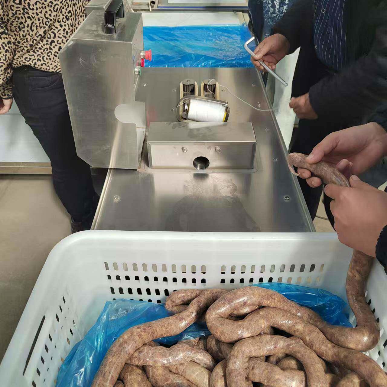 液压灌肠机搭配扎线机双管齿轮灌肠机肉泥肠灌肠机粗细可调节