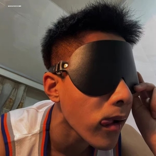 超好看情趣眼罩新款皮质cos另类性感调情游戏纯欲遮光面罩不透光