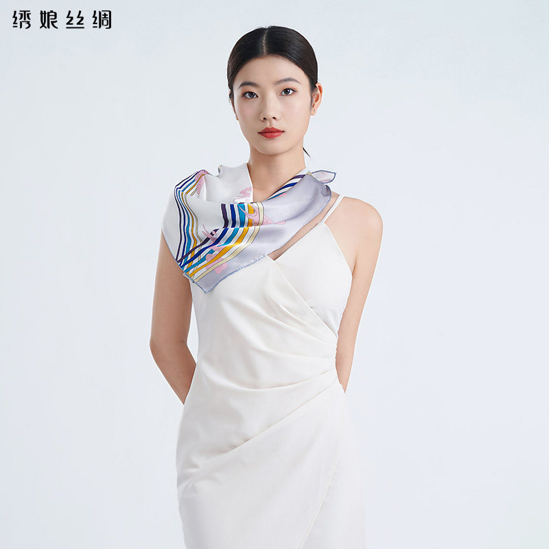 绣娘丝绸新款小方巾丝巾女高级感真丝丝巾礼盒送妈妈长辈苏绣披肩