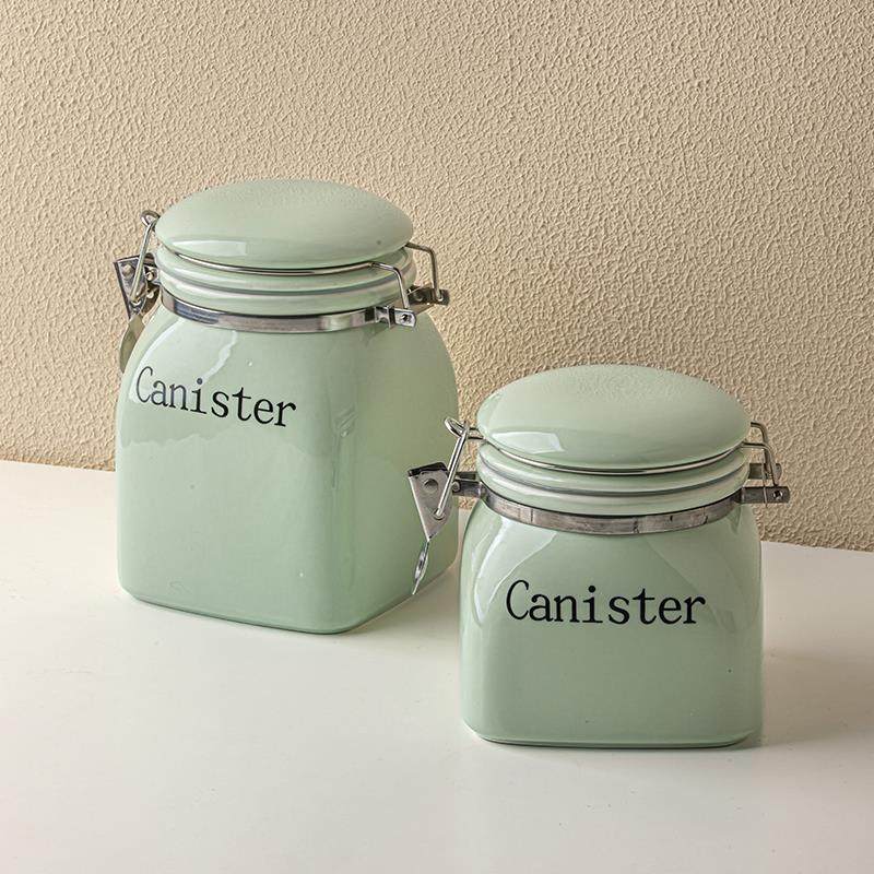 #颜值与实用双在线#陶瓷带盖密封罐厨房五谷杂粮储物罐食品收纳罐