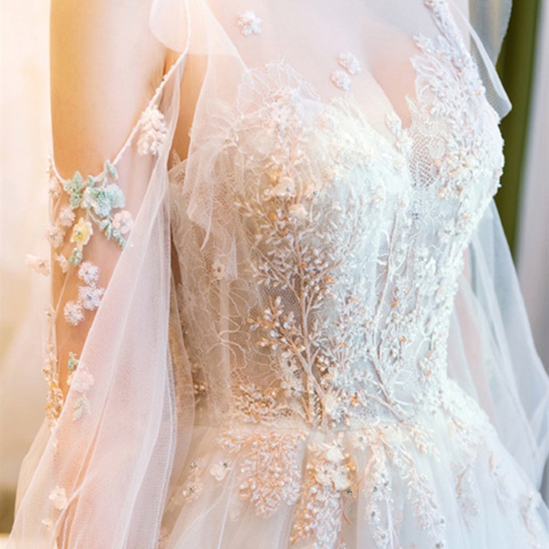 轻婚纱2021新款新娘夏季s法式主拖尾简约大气公主风2020气质礼服