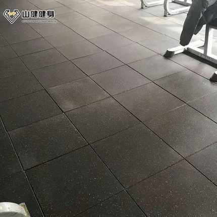 密度复合型橡胶地垫降噪室外环保无味锁扣健身房震橡胶地垫