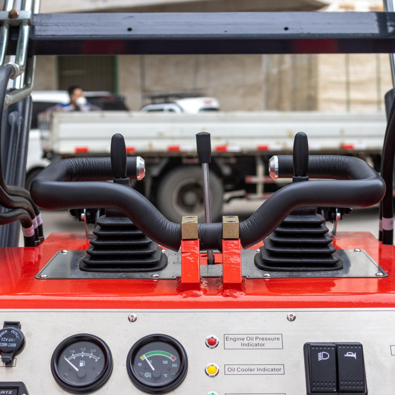 源头工带厂海拓履装式小型滑483移装载机 载载设备燃油装机