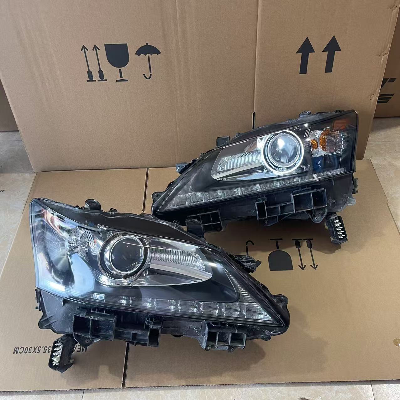 适用于雷克萨斯GS250GS300头灯大灯总成AFS随动大灯总成