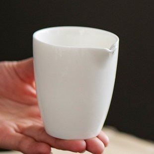 德化白瓷公道杯家用单个分茶器公杯防烫功夫茶具陶瓷茶海匀杯配件
