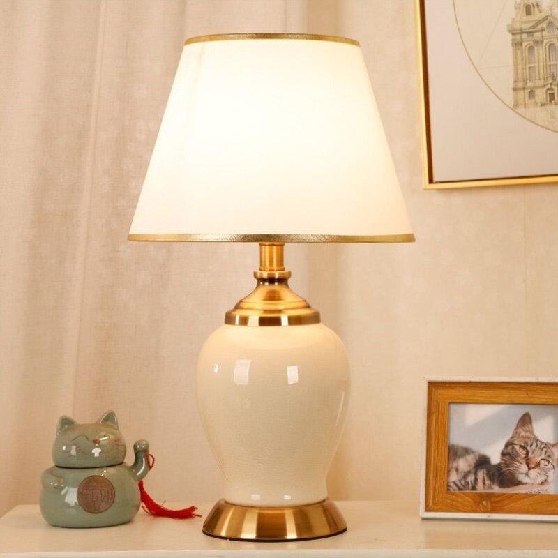 欧式台灯卧室床头灯简约现代温馨结婚创意浪漫暖光陶瓷美式床头柜